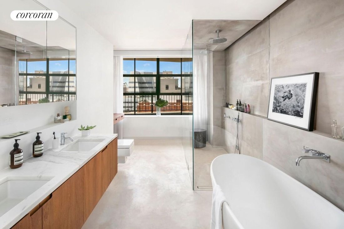 Condo in New York, New York, United States 4 - 18056056