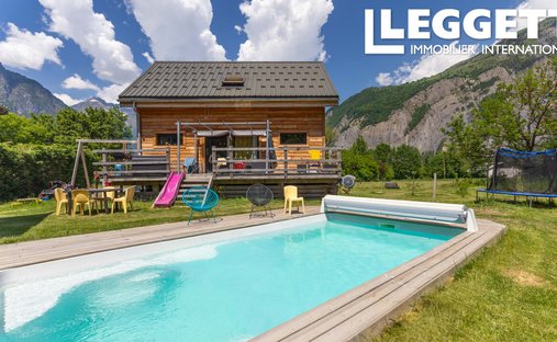 House in Le Bourg-d'Oisans, Auvergne-Rhône-Alpes, France 1