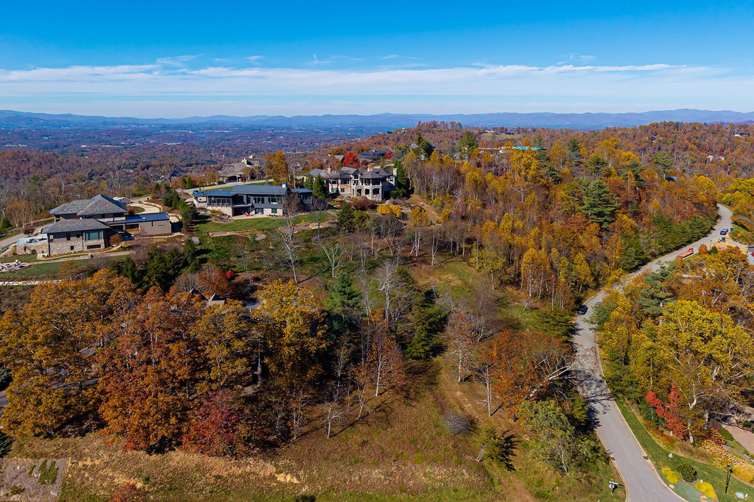 Land in Asheville, North Carolina, United States 3 - 18059810