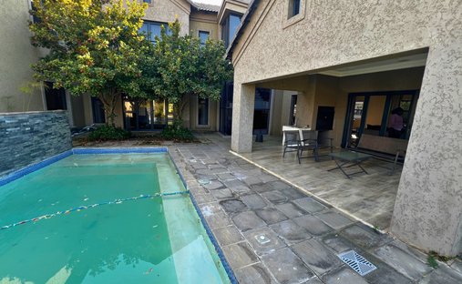 House in Centurion, Gauteng, South Africa 1
