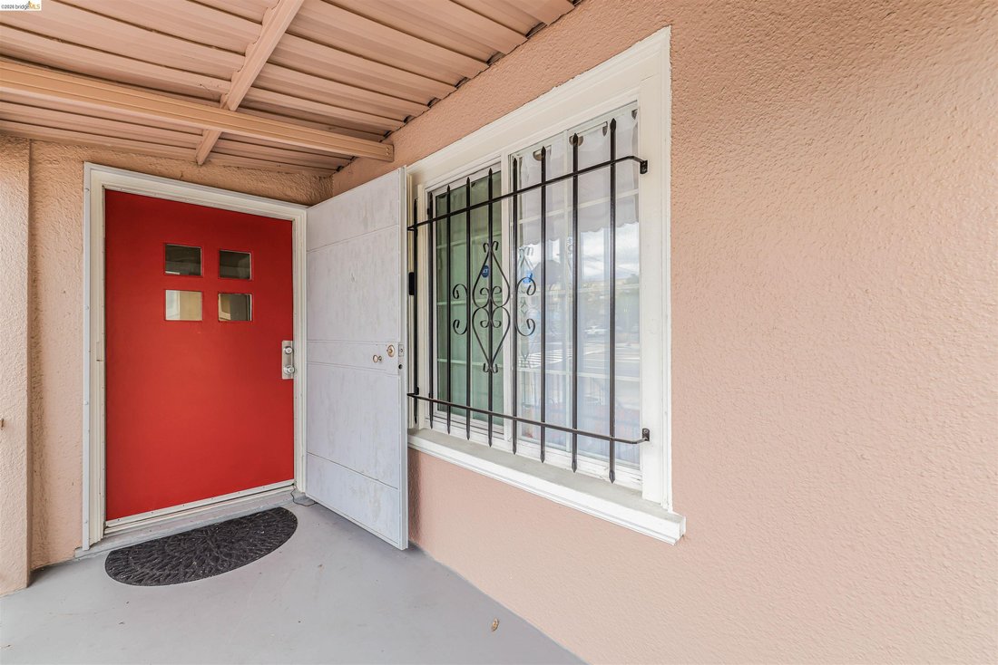 House in Oakland, California, United States 3 - 18056434