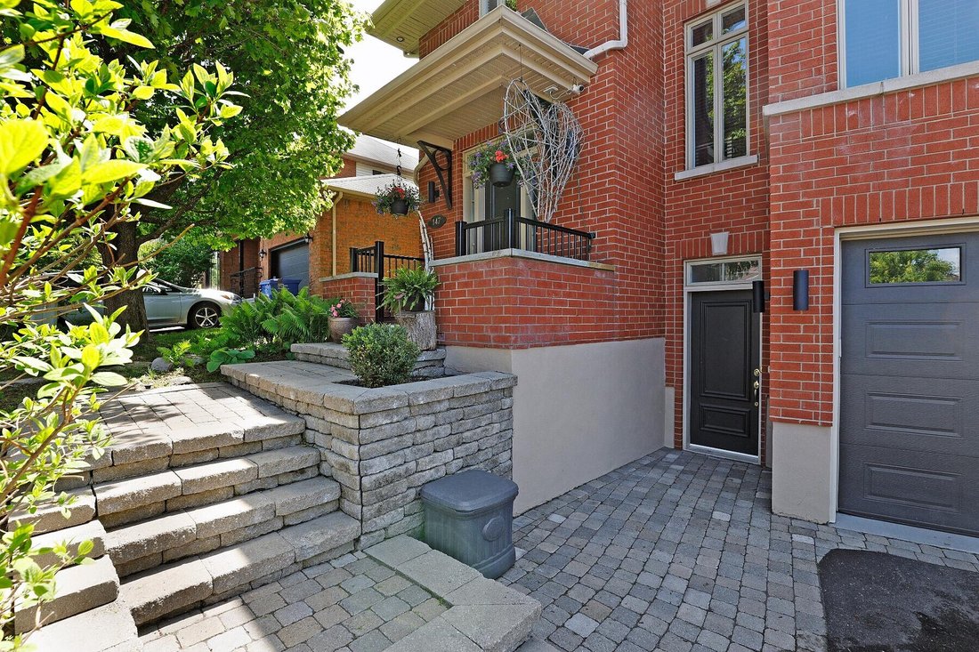 House in Gatineau, Quebec, Canada 4 - 17342609
