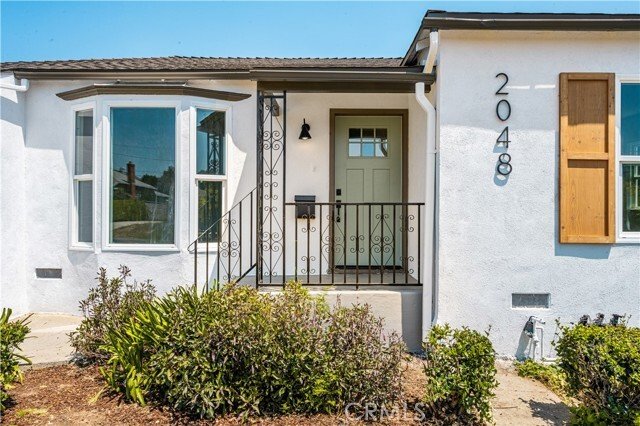 Los Angeles, California, United States 4 - 18056112