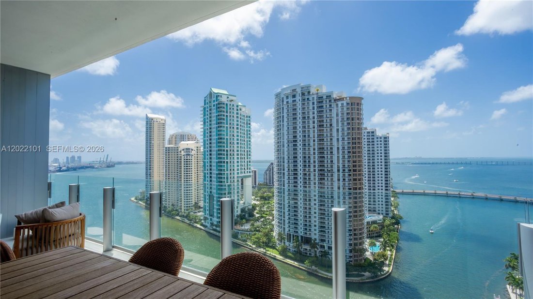 Condo in Miami, Florida, United States 4 - 18057892