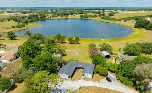 Dundee, Florida, United States 1