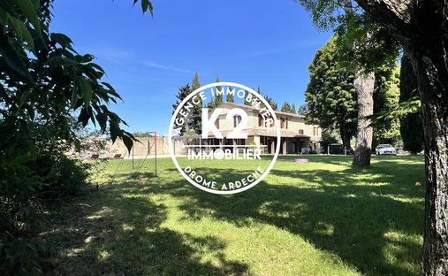 Azienda agricola a Sauzet, Alvernia-Rodano-Alpi, Francia 1