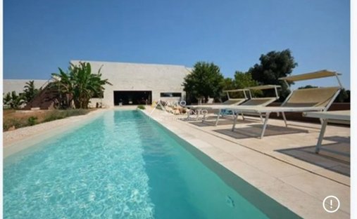 Villa a Centro, Carovigno, Puglia 1