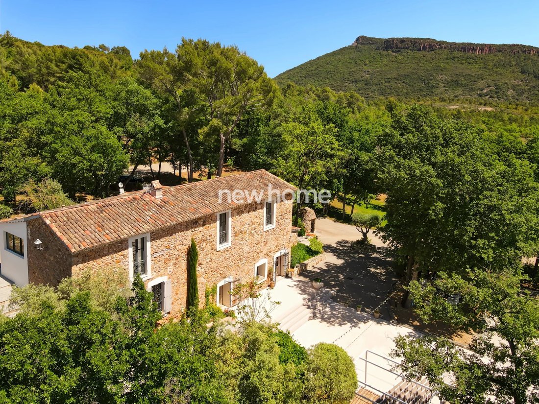 Country House in Callas, Provence-Alpes-Côte d'Azur, France 4 - 18055692