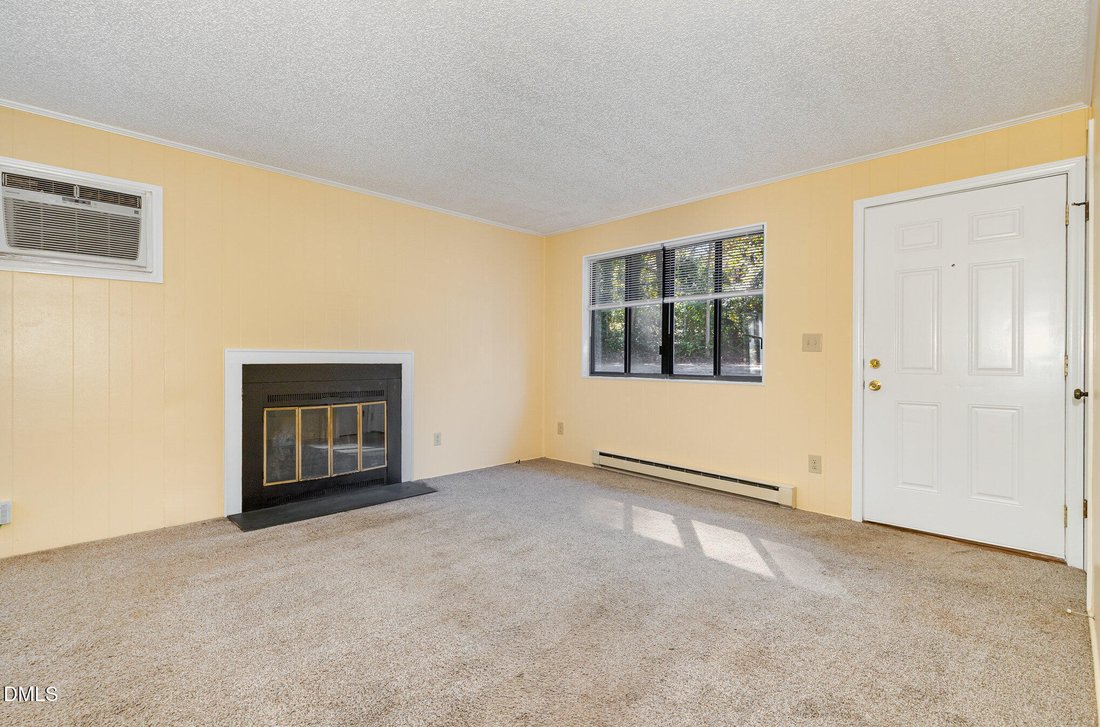 Apartment in Chapel Hill, North Carolina, United States 5 - 18056841