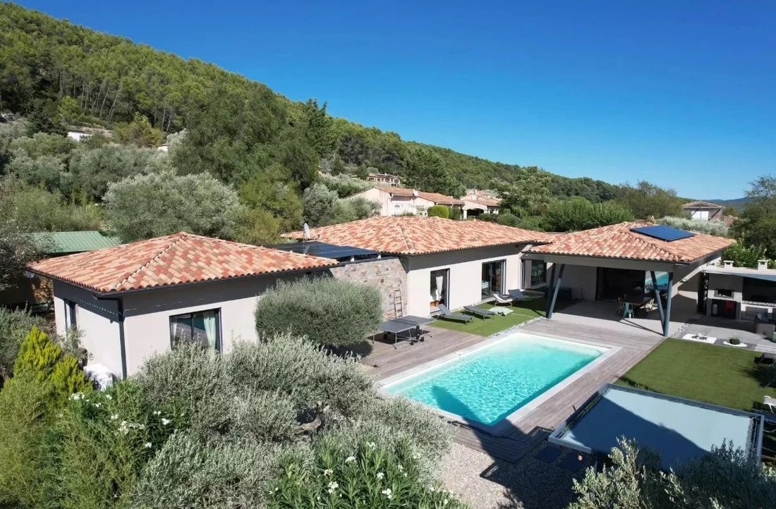 House in Solliès-Toucas, Provence-Alpes-Côte d'Azur, France 1 - 18055570