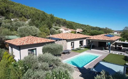 House in Solliès-Toucas, Provence-Alpes-Côte d'Azur, France 1