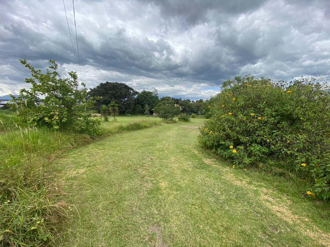 Land in Quito, Pichincha, Ecuador 4 - 18056323