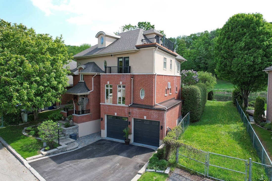 House in Gatineau, Quebec, Canada 1 - 17342609