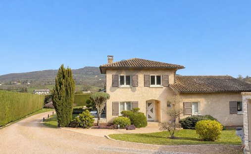 House in Lissieu, Auvergne-Rhône-Alpes, France 1
