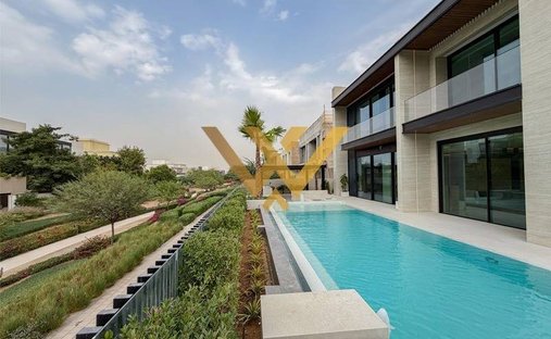 Villa in Hadaeq Sheikh Mohammed Bin Rashid, Dubai, United Arab Emirates 1