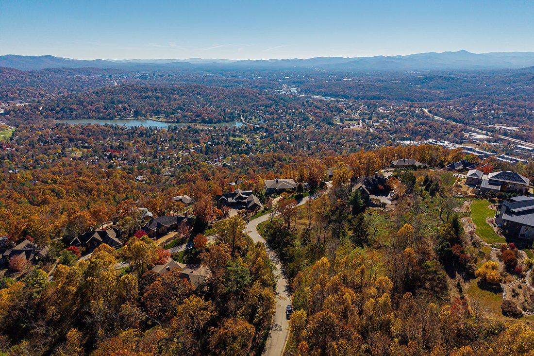 Land in Asheville, North Carolina, United States 1 - 18059810