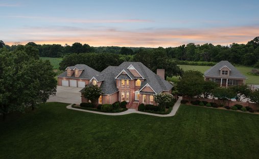 House in Estill Springs, Tennessee, United States 1
