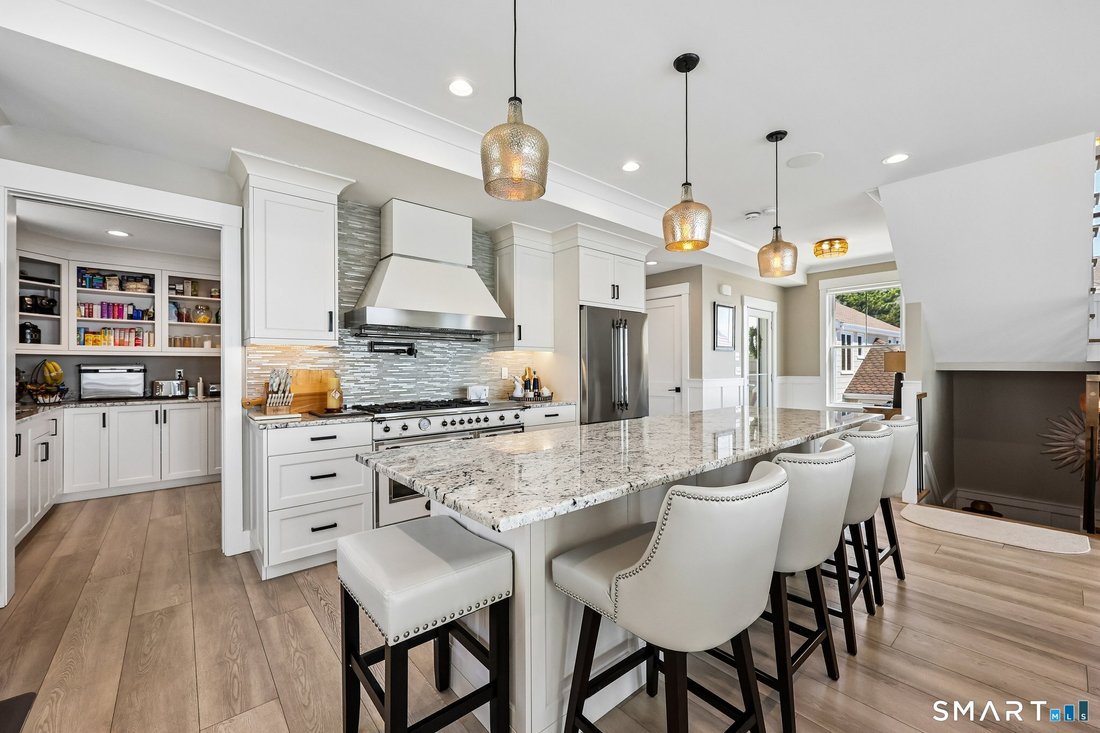 House in Clinton, Connecticut, United States 4 - 18058782