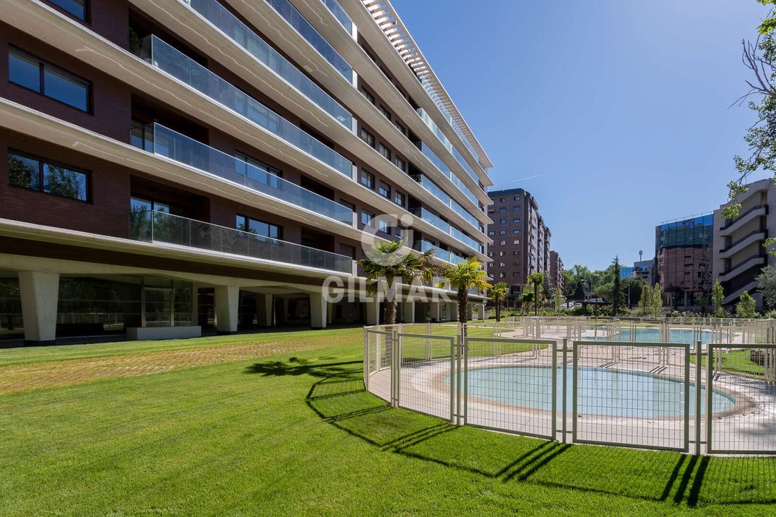 Apartment in Fuencarral-El Pardo, Madrid, Spain 2 - 18054730