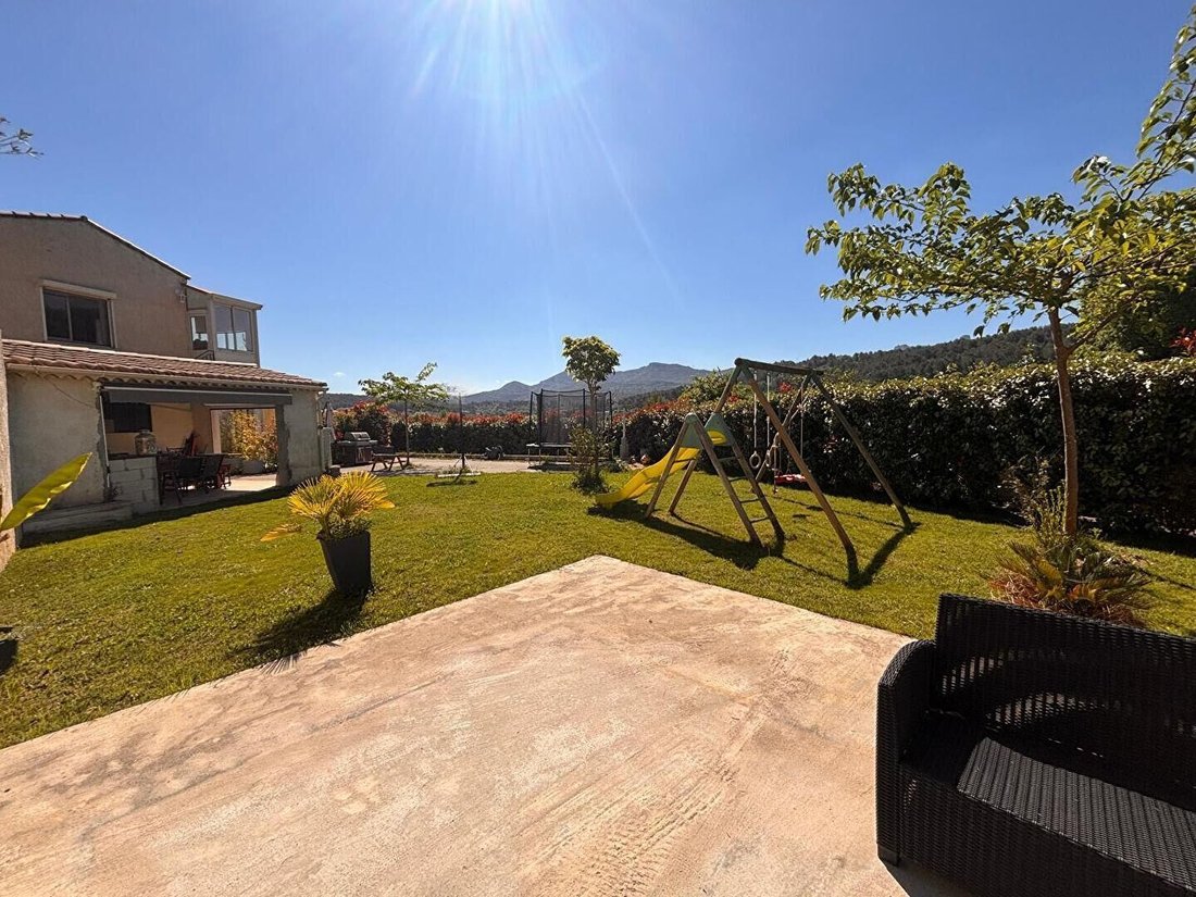 Villa in Vieille Ville-Cativel, Gardanne, France 4 - 18055867