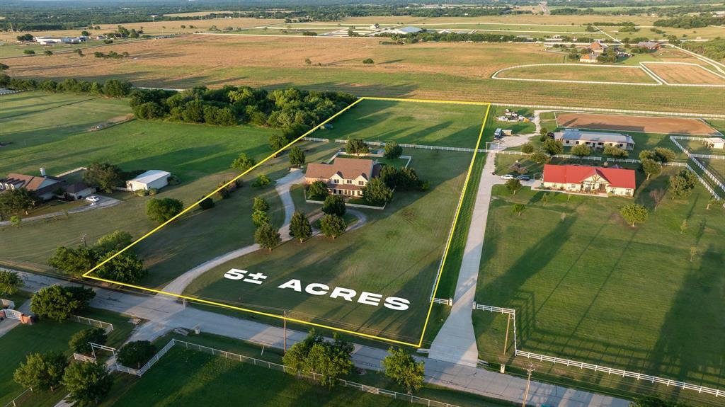 House in Cross Roads, Texas, United States 1 - 18030621