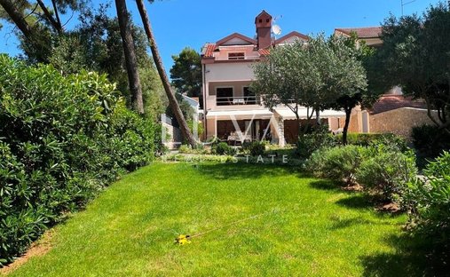 House in Mali Losinj, Primorje-Gorski Kotar County, Croatia 1