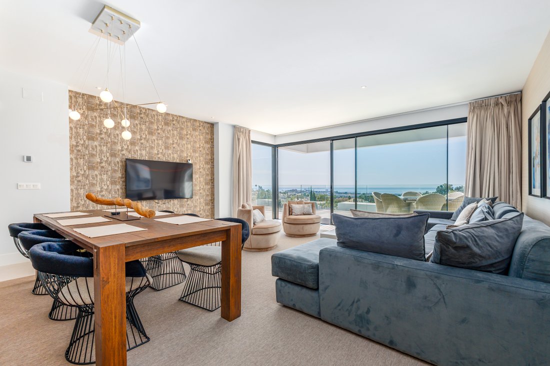 Apartment in La Quinta, Benahavis, Andalusia 1 - 18056036