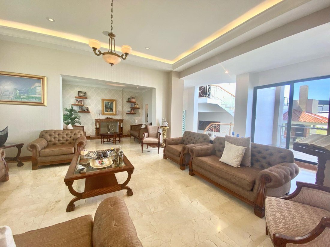 House in Quito, Pichincha, Ecuador 3 - 18056334