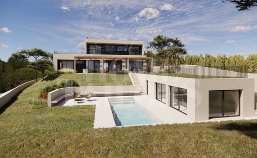 Land in Santo Isidoro, Lisbon, Portugal 1