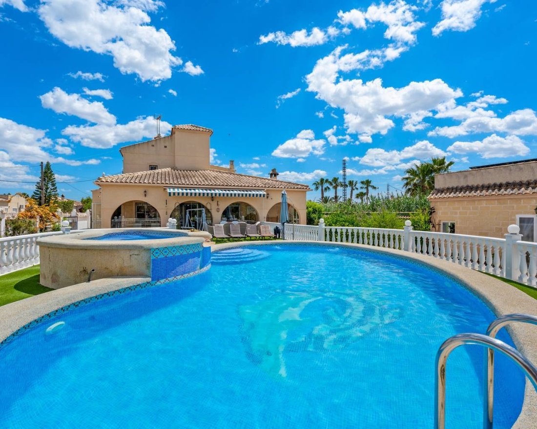 Finca in Catral, Valencian Community, Spain 2 - 17720744