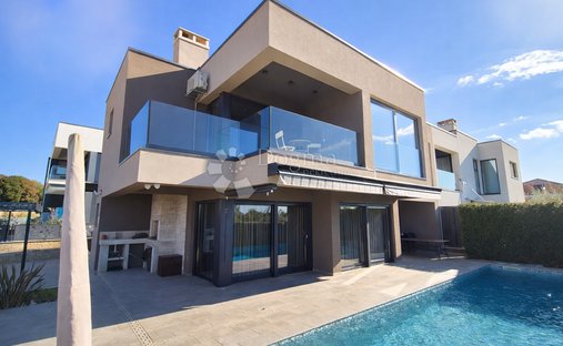 House in Porec, Istria County, Croatia 1