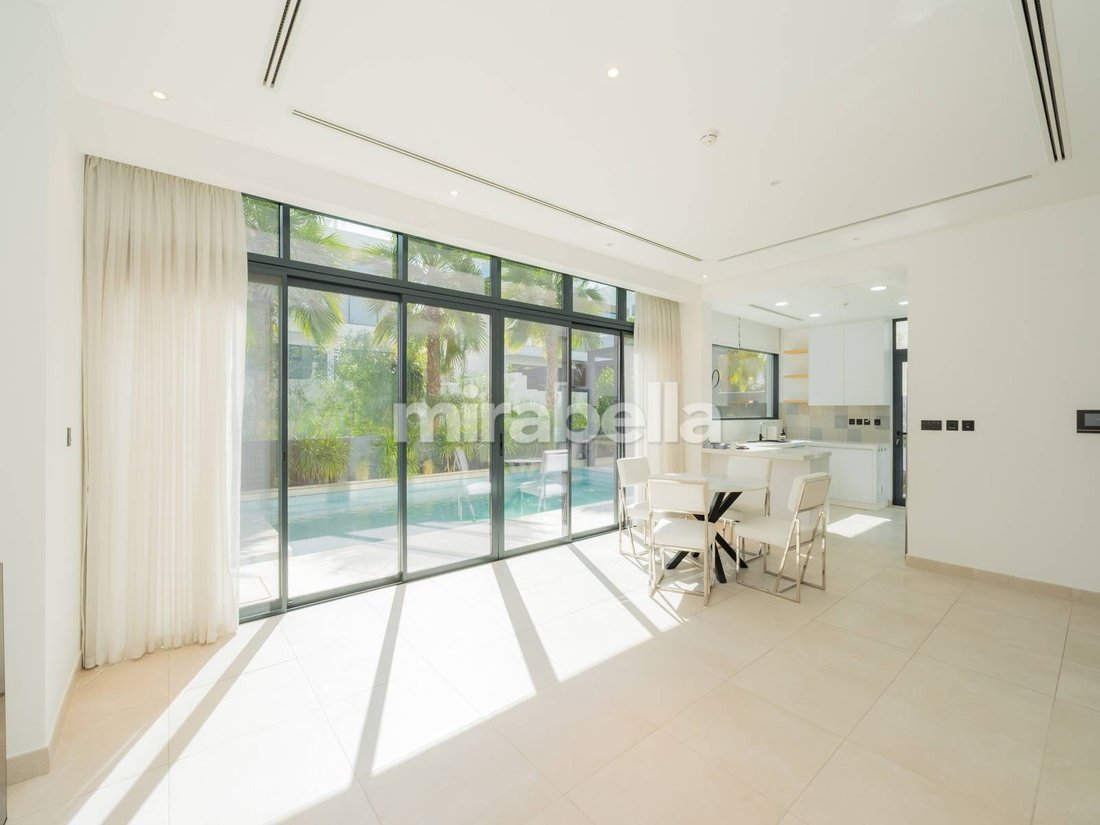 Townhouse in Jumeirah, Dubai, United Arab Emirates 4 - 18055259