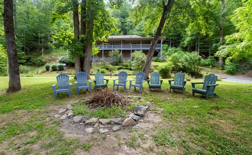 House in Hayesville, North Carolina, United States 1