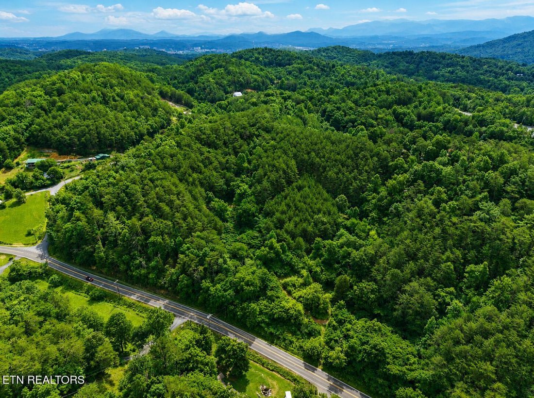 Land in Sevierville, Tennessee, United States 3 - 18059271