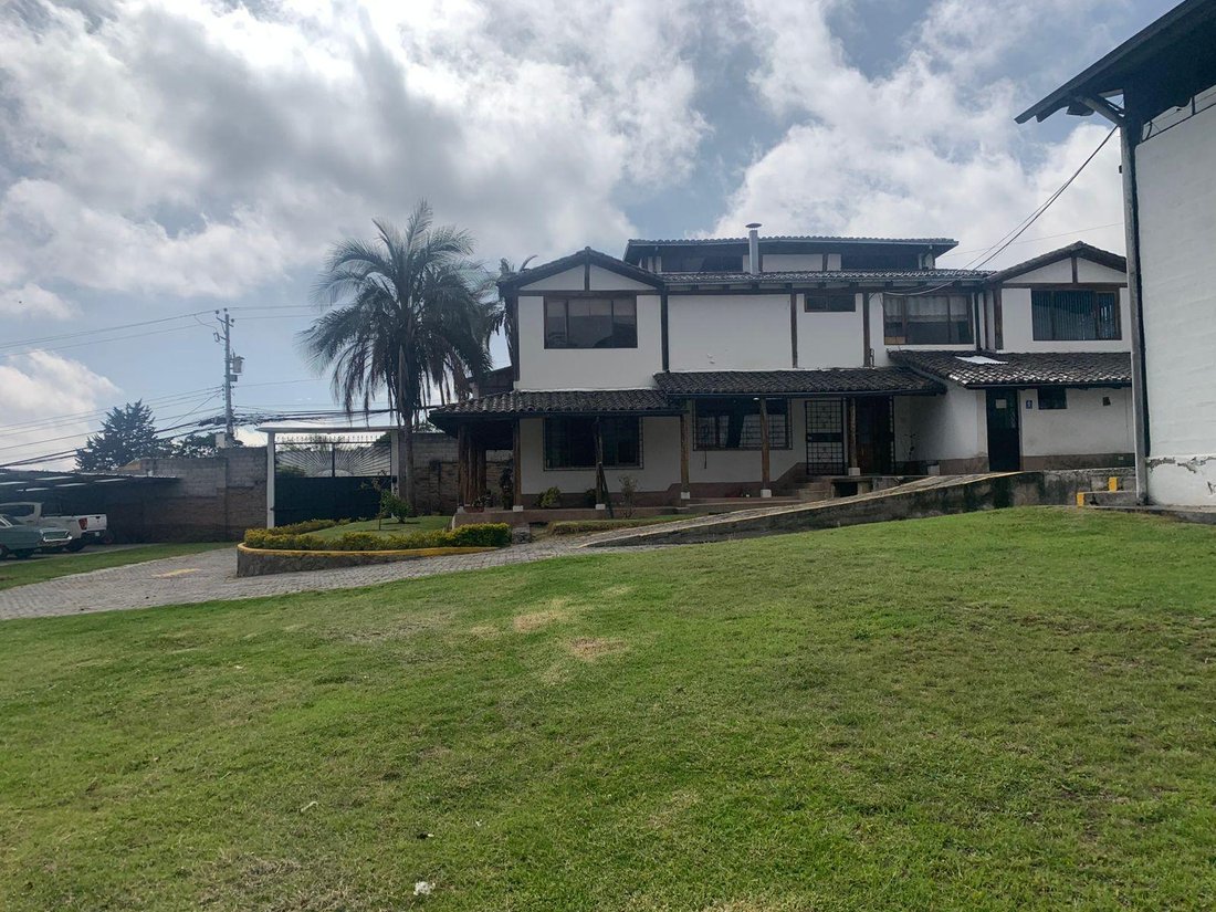Land in Quito, Pichincha, Ecuador 2 - 18054654