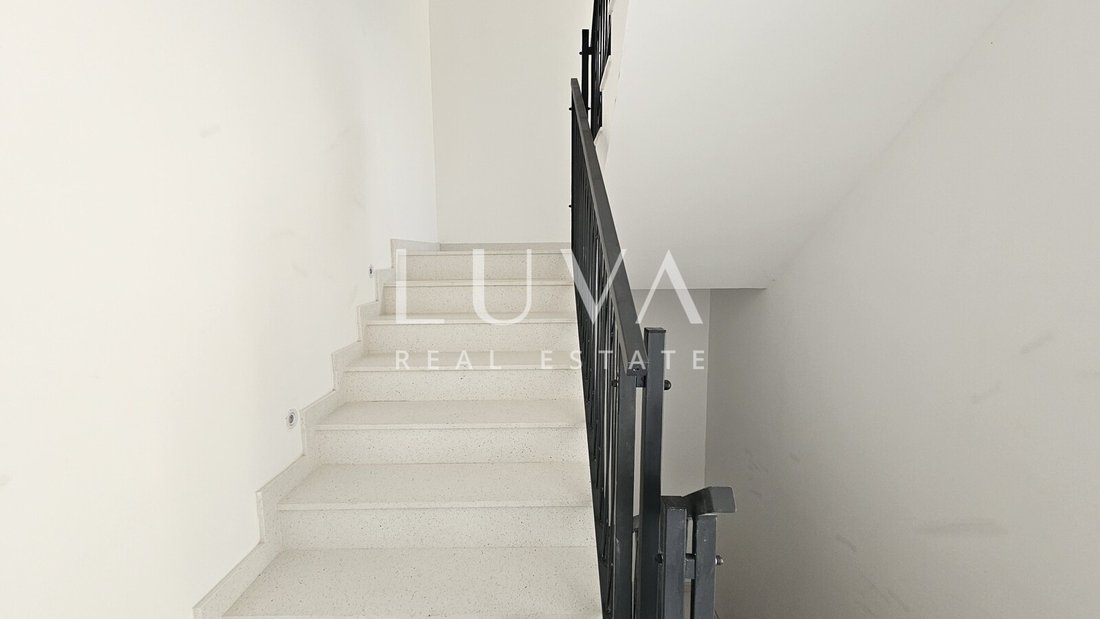Apartment in Jesenice, Split-Dalmatia County, Croatia 2 - 17989219