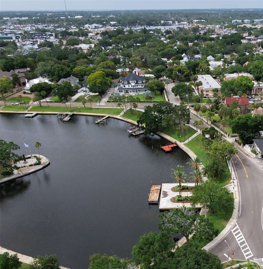 House in Tarpon Springs, Florida, United States 4 - 18056759