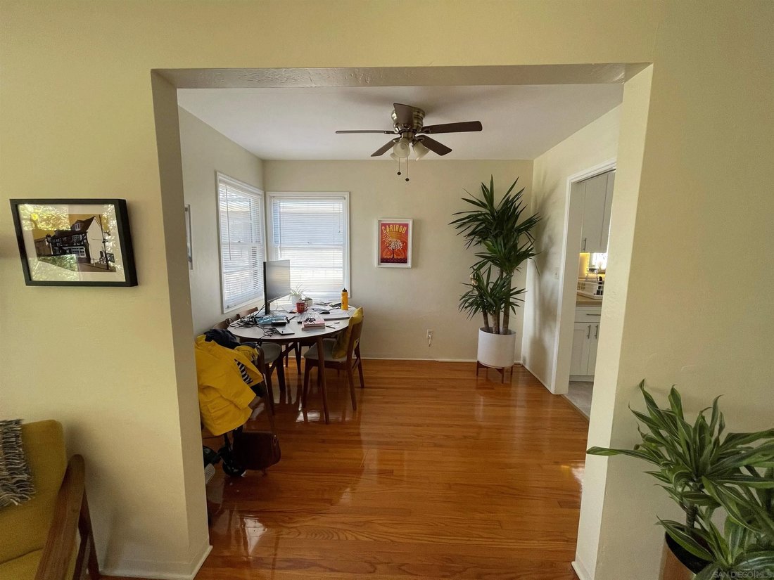 San Diego, California, United States 4 - 18057682