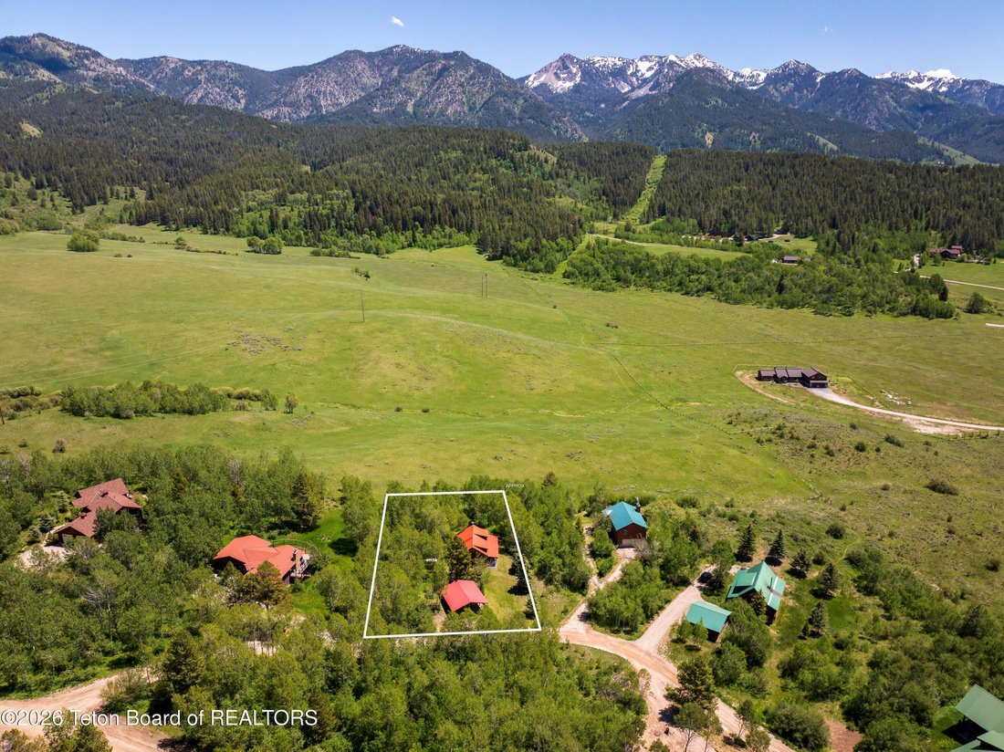 House in Alpine, Wyoming, United States 3 - 18058730