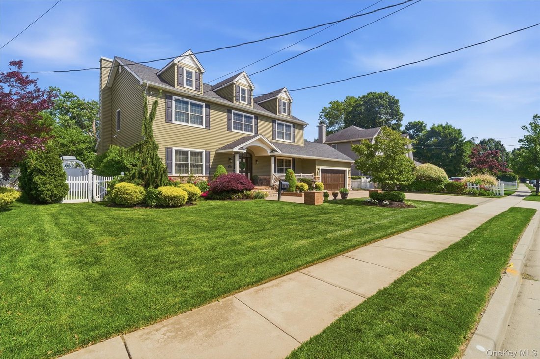 House in Rockville Centre, New York, United States 5 - 18058372