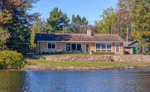 House in Eagle River, Wisconsin, United States 1