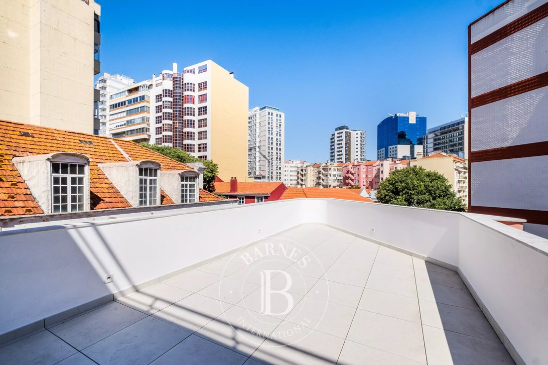 Apartment in Campolide, Lisbon, Portugal 5 - 18055728