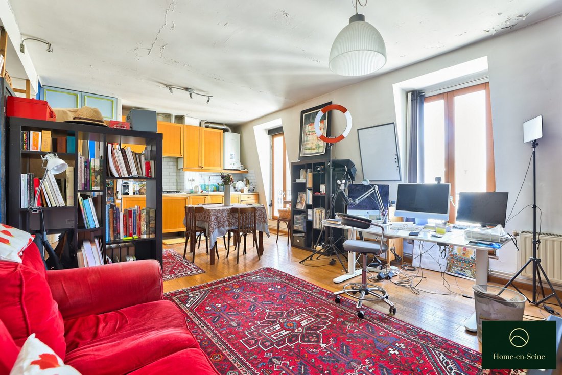 Apartment in Amiraux-Simplon-Poissonniers, Paris 18e Arrondissement, Paris 4 - 18059912