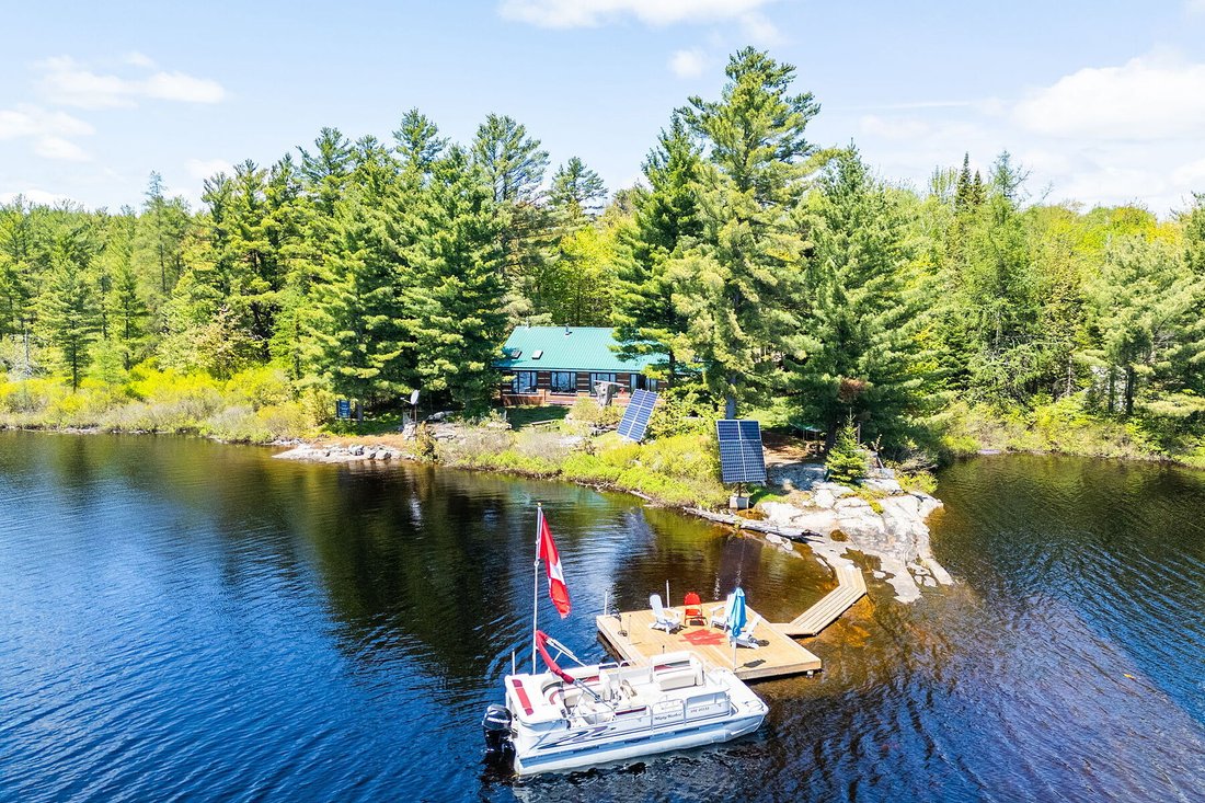 House in McMurrich, Ontario, Canada 2 - 17358099