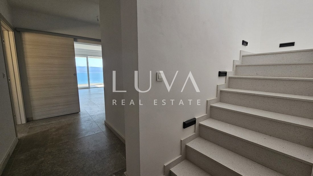 Apartment in Jesenice, Split-Dalmatia County, Croatia 5 - 17989219