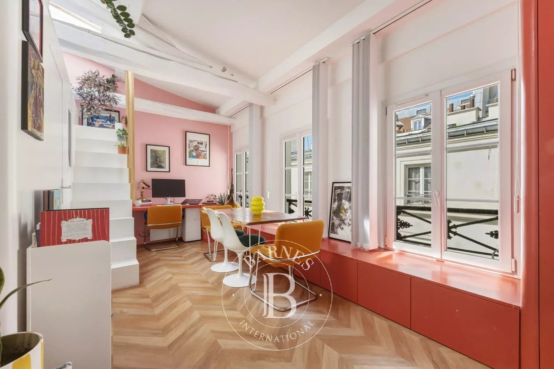 Apartment in Sainte Avoie, Paris 3e Arrondissement, Paris 2 - 18055524