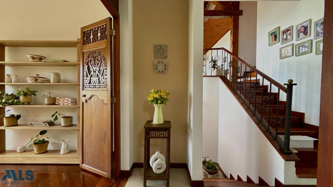 House in Medellín, Antioquia, Colombia 3 - 18055190