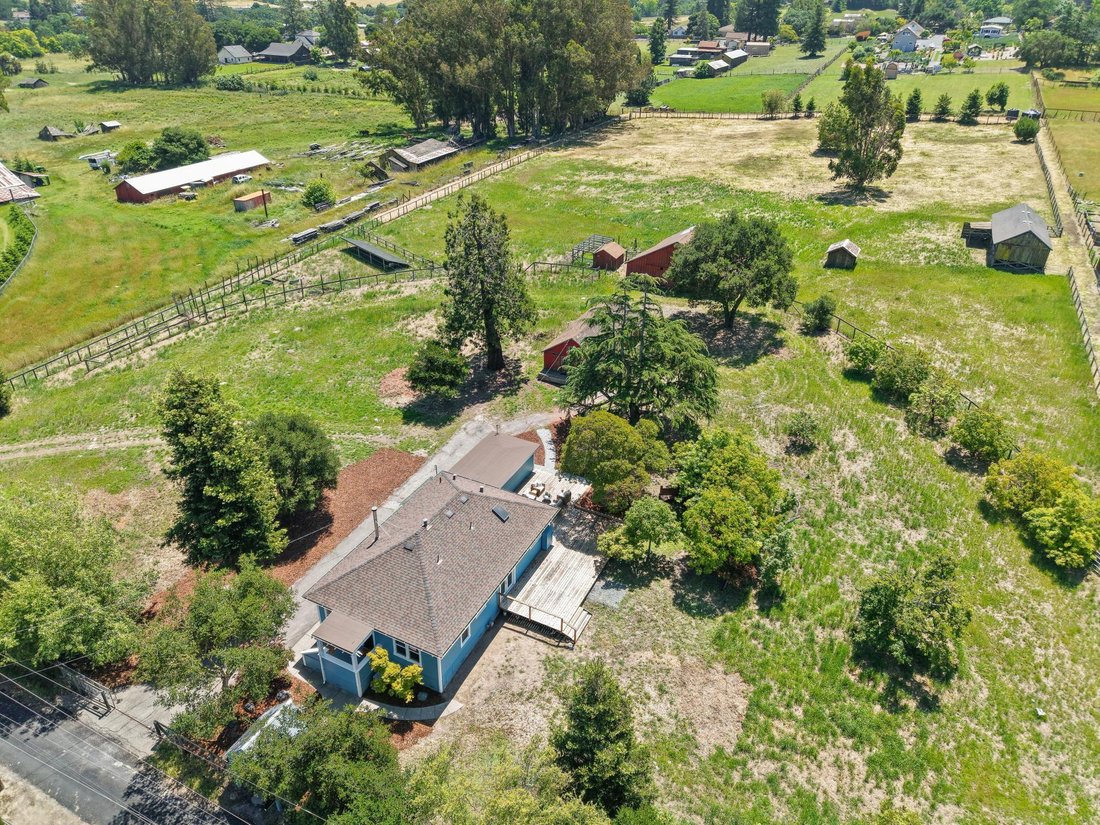 House in Petaluma, California, United States 2 - 18055258