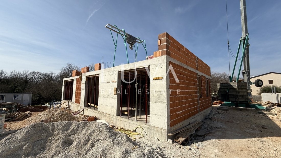 House in Vrvari, Istria County, Croatia 2 - 17279836