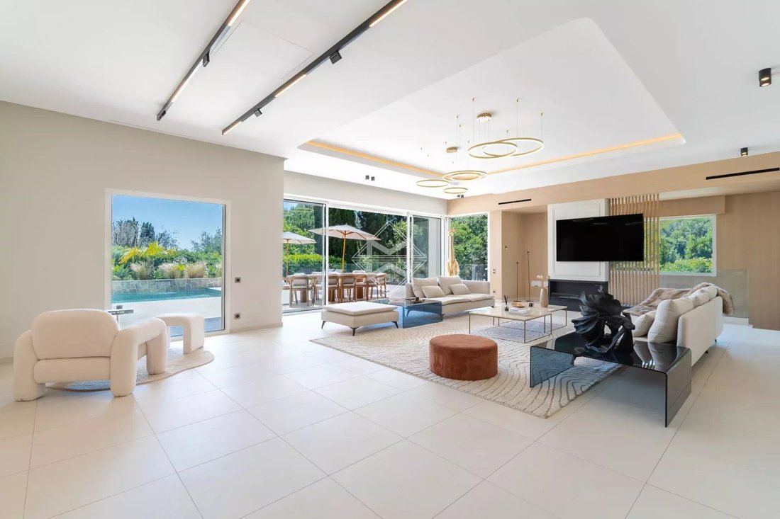 Villa in Mougins, Provence-Alpes-Côte d'Azur, France 5 - 18054728